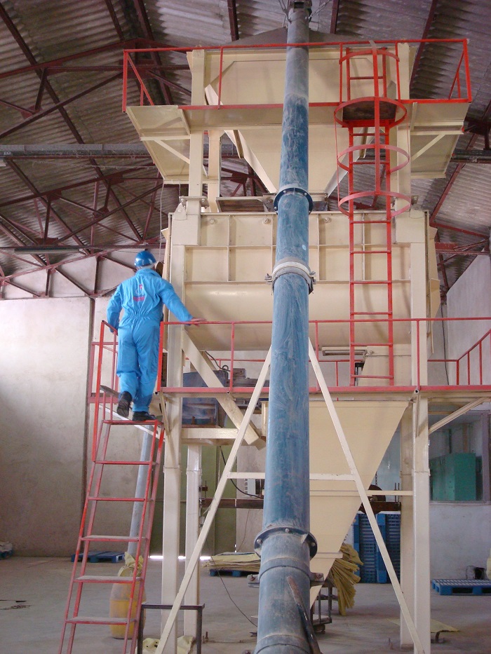 کارخانه خوراک دام و طیور
