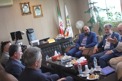 نشست مشترک مدیران شرکت سهامی کشاورزی و دامپروری سفیدرود با ریاست و معاونین مرکز توسعه نوغانداری کشور در راستای پرورش کرم ابریشم و تولید تخم نوغان